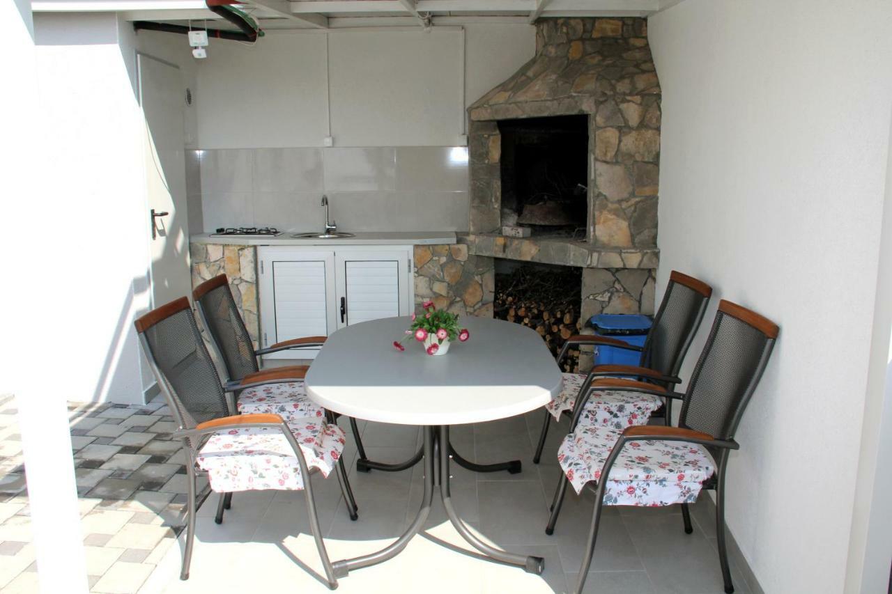 Lari Home Primošten Exteriér fotografie