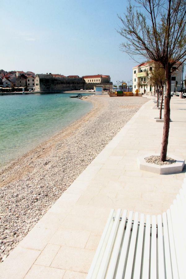 Lari Home Primošten Exteriér fotografie